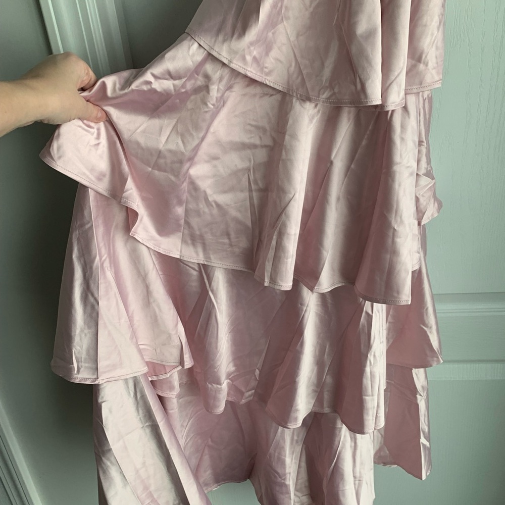 Selfie Leslie NWT Auguste Tiered Frill Strappy Back Dress Lilac - Picture 4 of 11